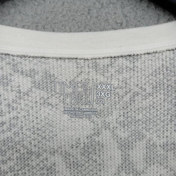 Time and Tru Shirt Womens 3XL 22‎ White Gray Snake Skin Waffle Weave Henley - Picture 2 of 7